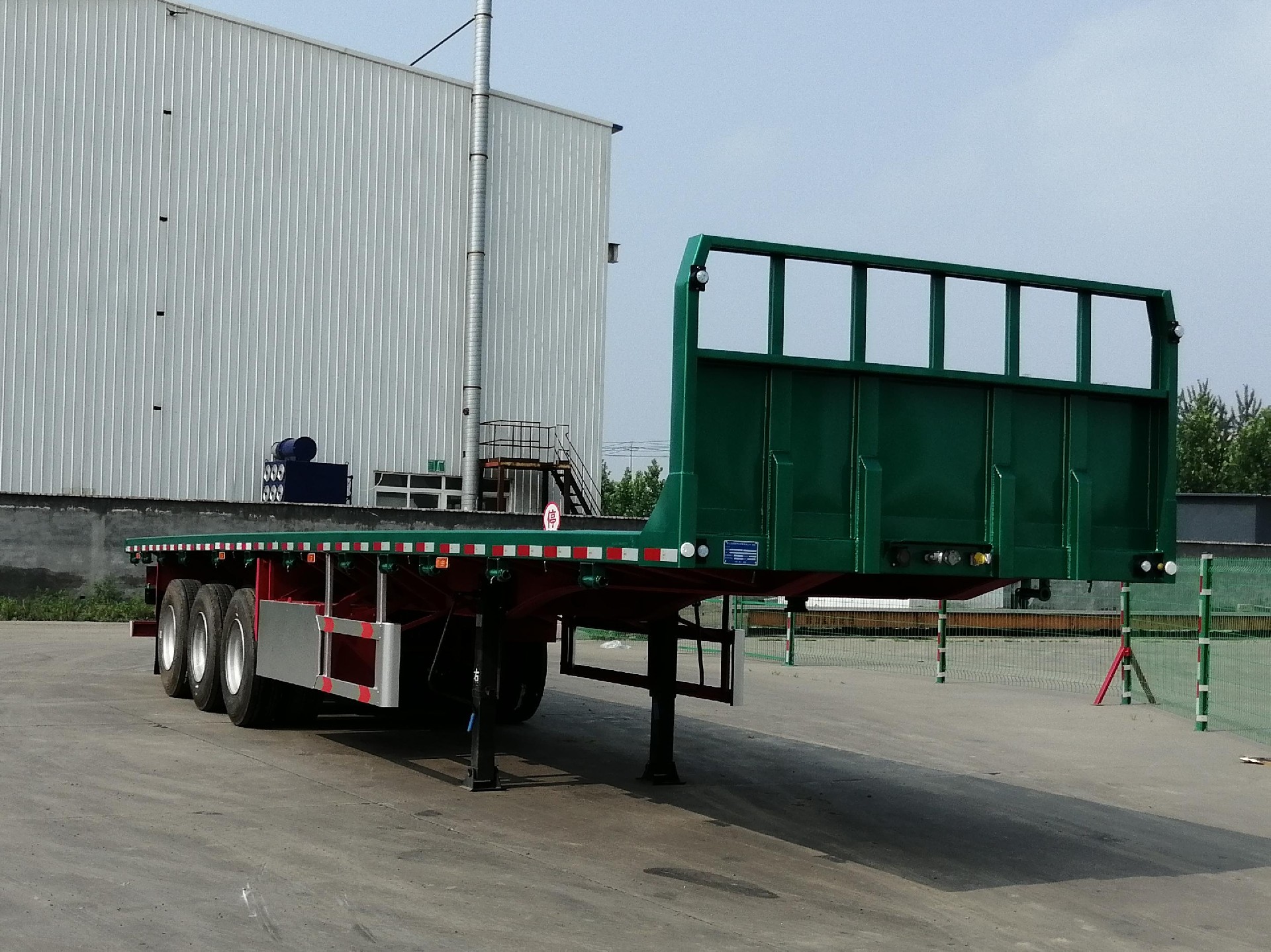 平板半挂车(1).jpg